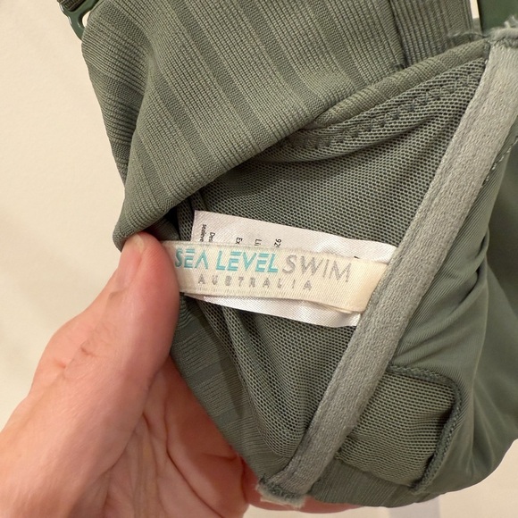 NWT Sea Level Swim Bikini Top - Picture 3 of 6